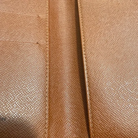 Louis Vuitton Vintage Tan Leather Wallet/ Cardholder - Picture 10 of 14